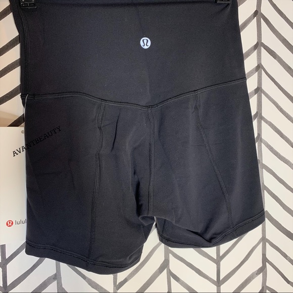 SOLD ❌Align short 4” lululemon black Size 2 NWT - Picture 5 of 8